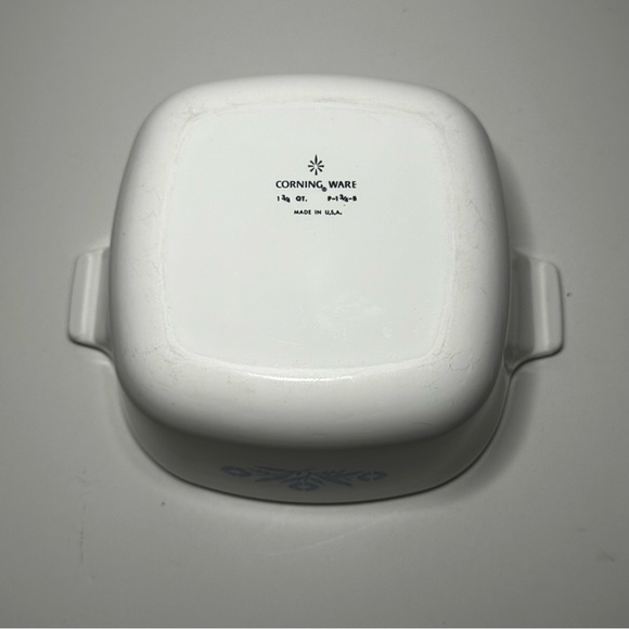 Vintage Corning Ware Blue Cornflower 1 3/4 qt Baking Dish with Pyrex Lid - Picture 11 of 15